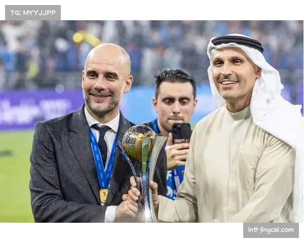 法甲俱乐部与学校合作项目，推动青少年足球发展